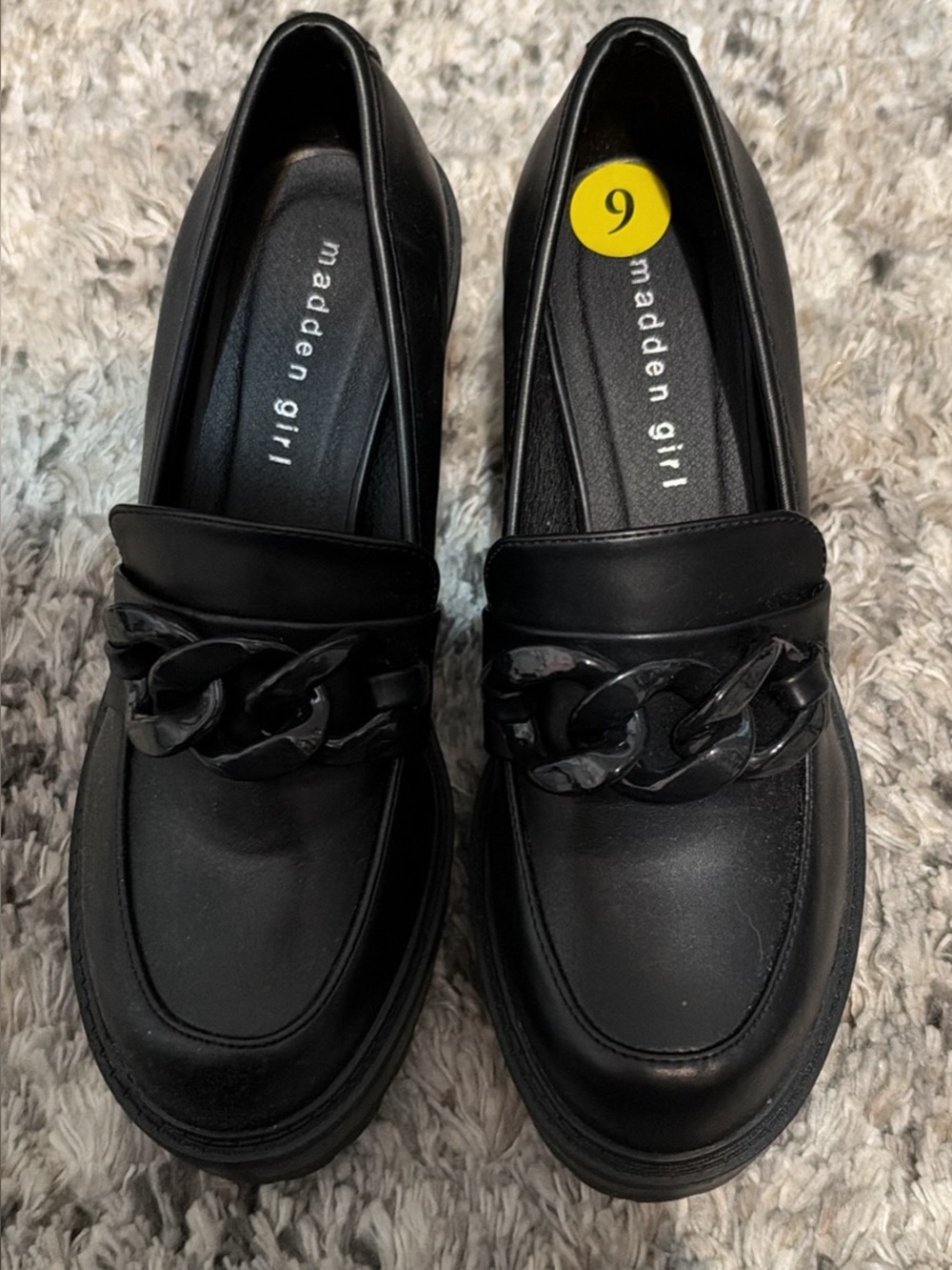 Madden Girl Black Chunky Chain-Trim Loafers
